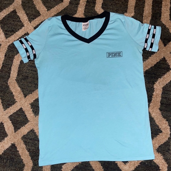 Pink by VS t-shirt size XS - Picture 1 of 3